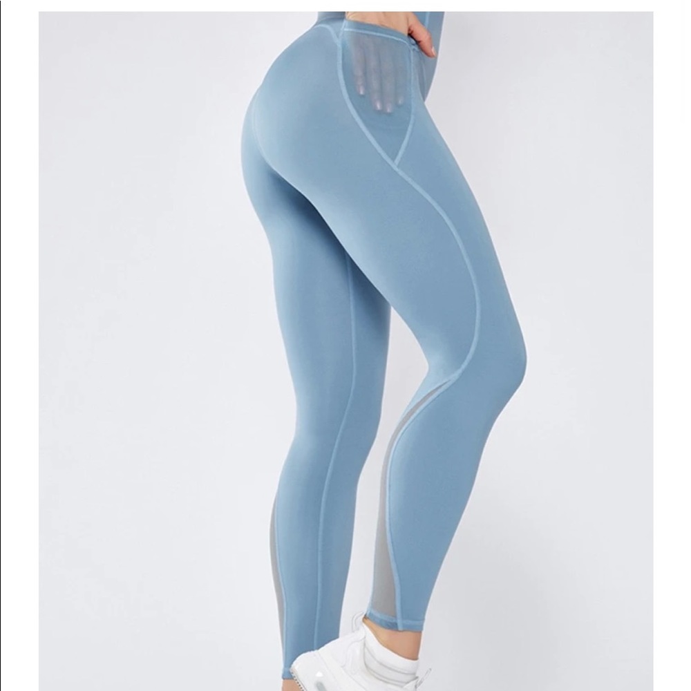 These are Astoria Leggings.  Size 6